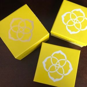 Kendra Scott Gift Box
